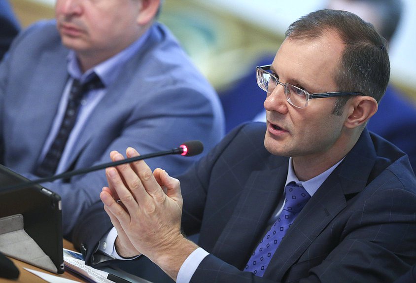 Заседание рабочей группы по законодательному обеспечению развития пенсионной системы и инвестирования средств пенсионных накоплений при Комитете ГД по финансовому рынку