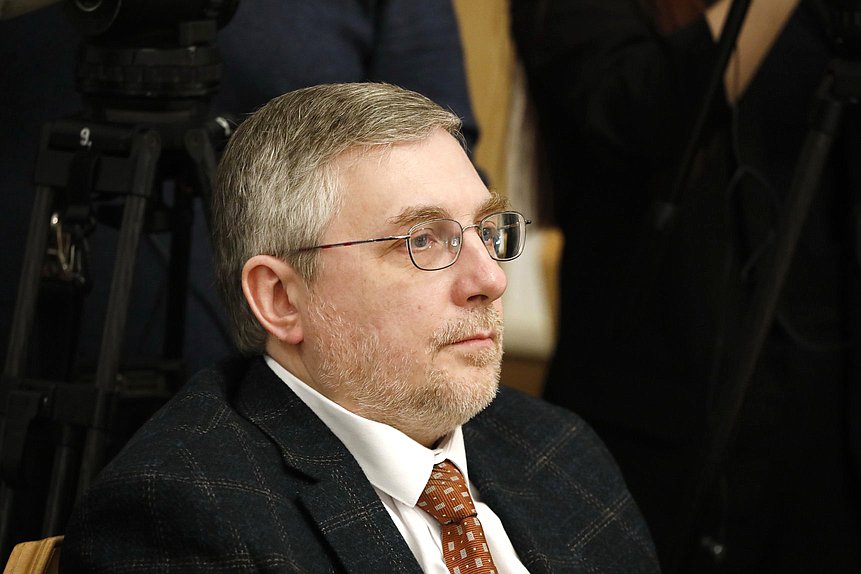 Расширенное заседание Экспертного совета при Комитете по международным делам на тему "Россия — ЕС: вероятность изменения политической ситуации"