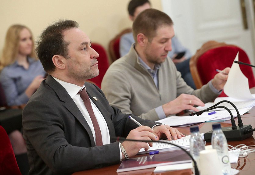 Председатель Комитета по физической культуре и спорту Дмитрий Свищев