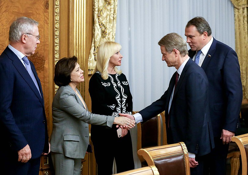 Deputy Chairman of the State Duma Petr Tolstoy, member of the European Parliament from Lithuania, Vice-Chairman of Europe of Freedom and Direct Democracy Group Rolandas Paksas, First Deputy Chairwoman of the Committee on International Affairs Svetlana Zhurova, Deputy Chairwoman of the Committee on International Affairs Irina Rodnina and First Deputy Chairman of the Committee on Physical Culture, Sport and Youth Affairs Vyacheslav Fetisov