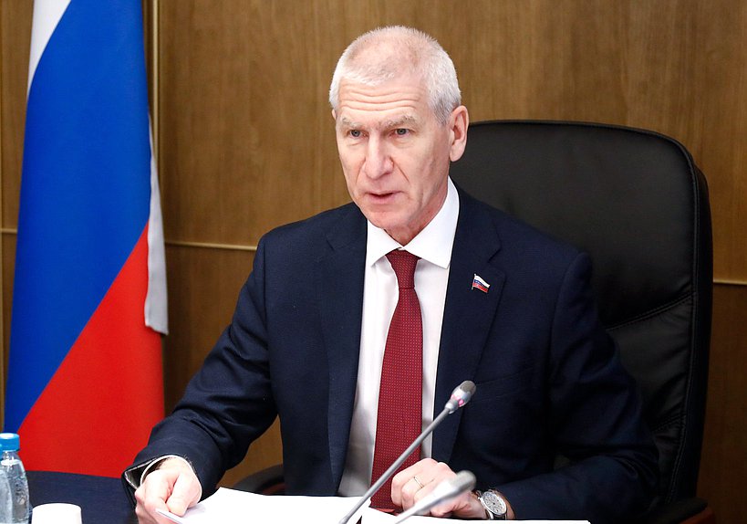 Председатель Комитета по физической культуре и спорту Олег Матыцин