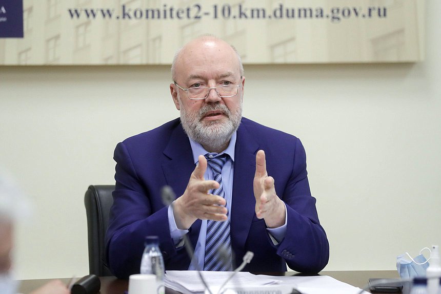 Председатель Комитета по государственному строительству и законодательству Павел Крашенинников