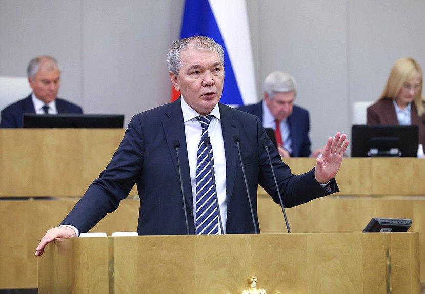 Председатель Комитета по делам СНГ, евразийской интеграции и связям с соотечественниками Леонид Калашников