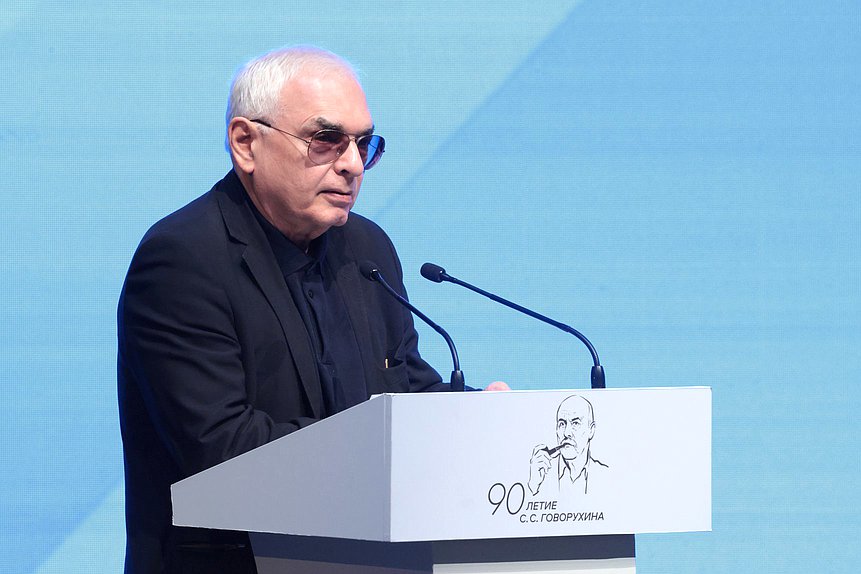 Генеральный директор киноконцерна «Мосфильм» Карен Шахназаров