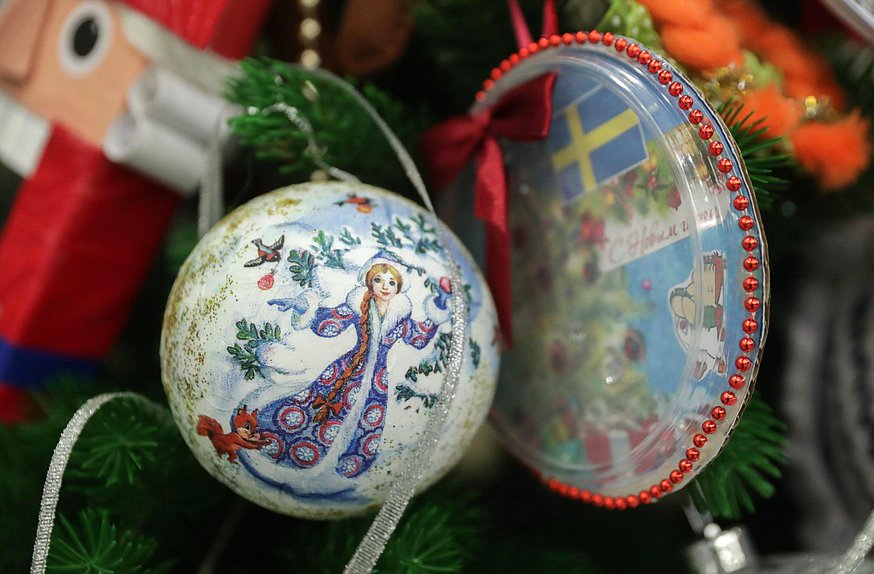Фестиваль новогодних игрушек в Государственной Думе