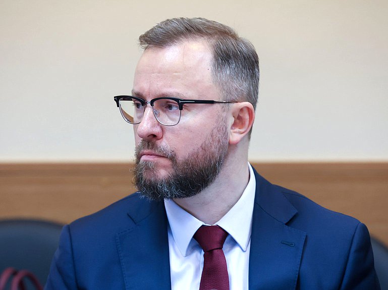 Заседание Комитета по просвещению
