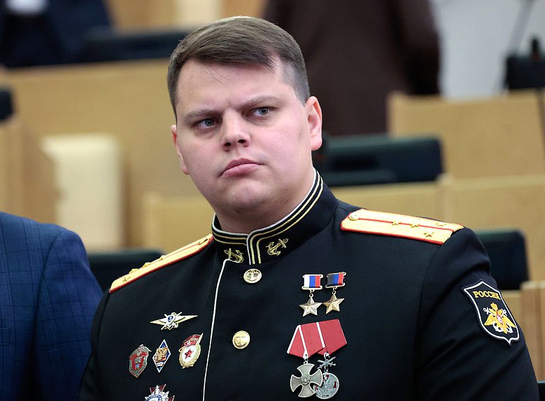 Член фракции "Единая Россия" Эдуард Казымов