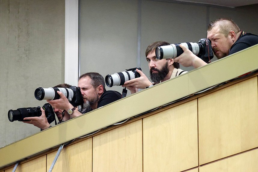 журналисты фотографы