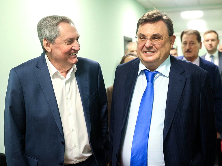 Председатель Комитета по энергетике Николай Шульгинов и Министр юстиции РФ Константин Чуйченко