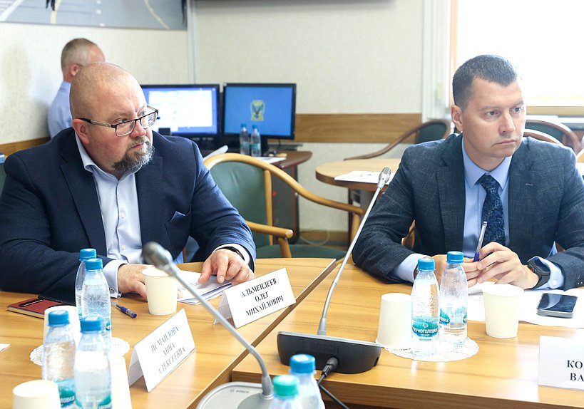Рабочее совещание Комитета по охране здоровья на тему «Вакцинопрофилактика менингококковой инфекции»