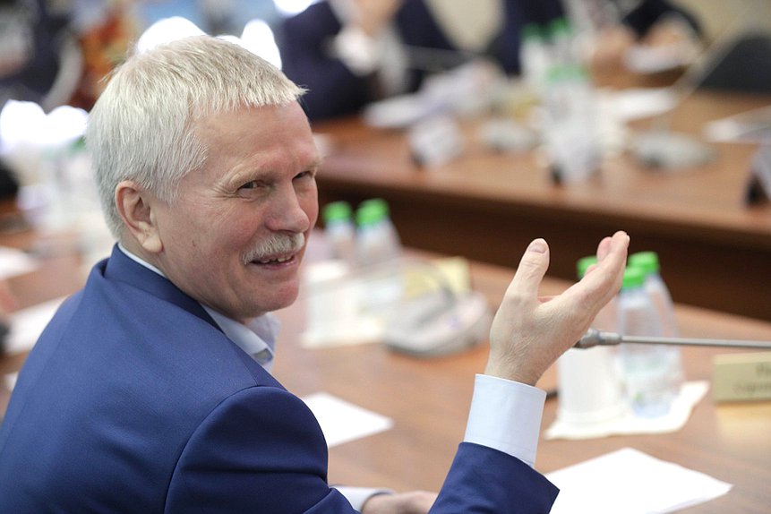 Член Комитета по экономической политике, промышленности, инновационному развитию и предпринимательству Сергей Пантелеев