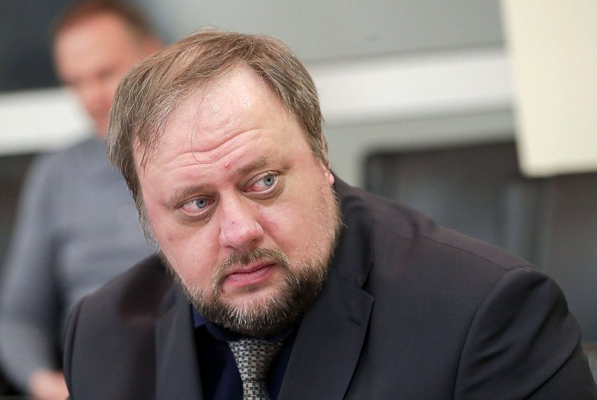 Заседание экспертного совета по развитию конкуренции в сфере фармацевтической деятельности Комитета по защите конкуренции