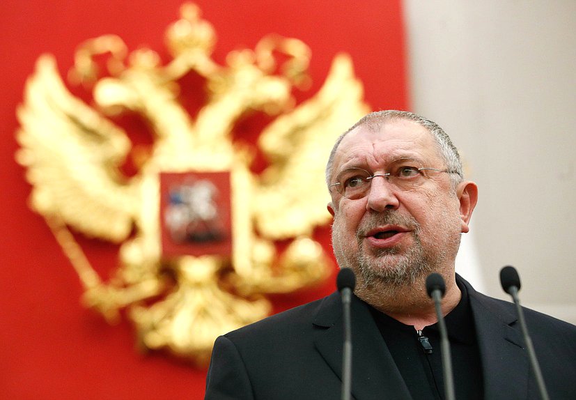 Член Комитета по бюджету и налогам Владислав Резник