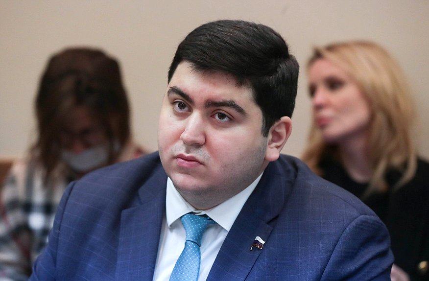 Заместитель Председателя Комитета по экологии, природным ресурсам и охране окружающей среды Георгий Арапов