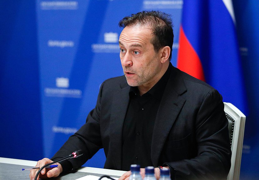 Председатель Комитета по физической культуре и спорту Дмитрий Свищев