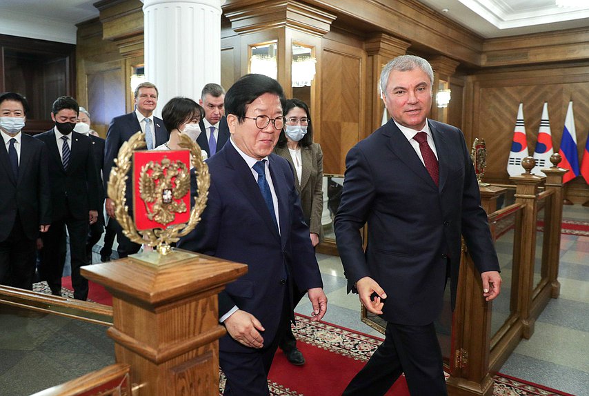 Chairman of the State Duma Viacheslav Volodin and Speaker of the National Assembly of the Republic of Korea Park Byeong-seug