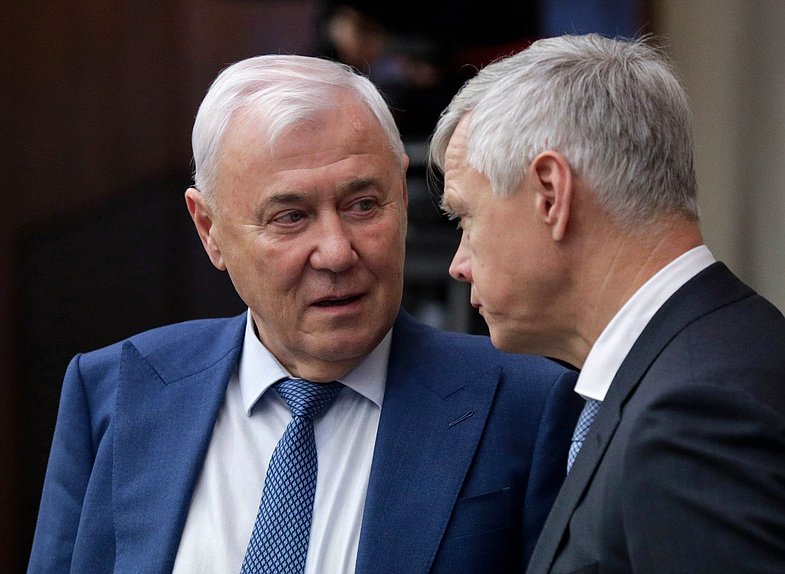 Председатель Комитета по финансовому рынку Анатолий Аксаков и Председатель Комитета по защите конкуренции Валерий Гартунг