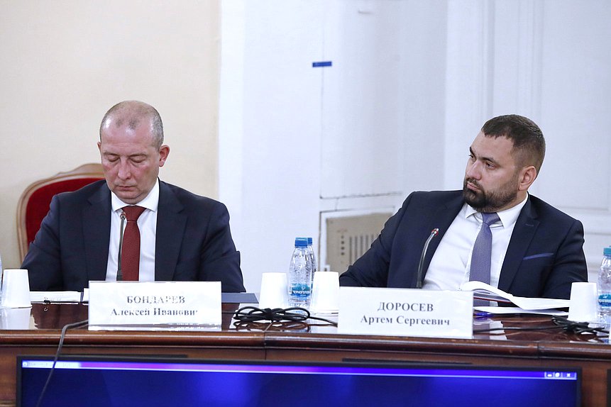 Круглый стол на тему "Проблемы и перспективы очистки сточных вод: от загрязнения к ресурсу через внедрение инновационных технологий"