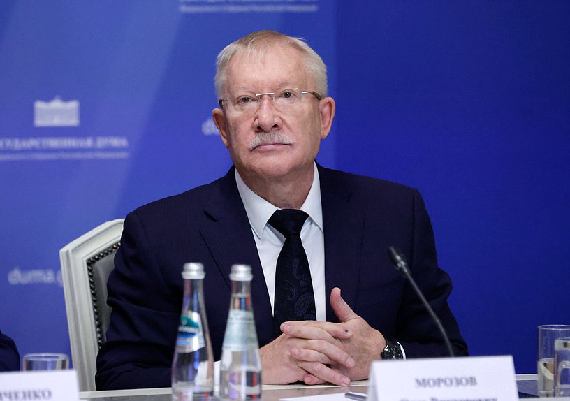 Председатель Комитета по контролю Олег Морозов