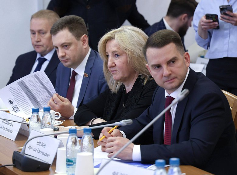 Председатель Комитета по труду, социальной политике и делам ветеранов Ярослав Нилов