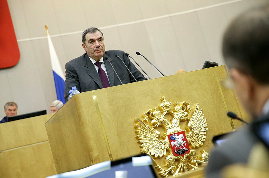 Заместитель Председателя Комитета по бюджету и налогам Леонид Симановский