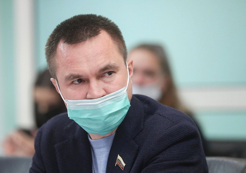 Заместитель Председателя Комитета по энергетике Сергей Казанков