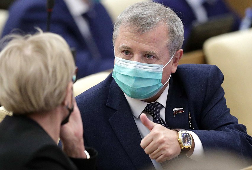 Член Комитета по обороне Владимир Богодухов