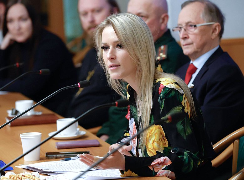 Председатель Комитета по развитию гражданского общества, вопросам общественных и религиозных объединений Яна Лантратова