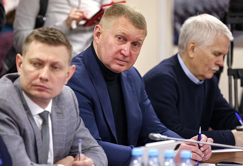 Член Комитета по промышленности и торговле Алексей Канаев