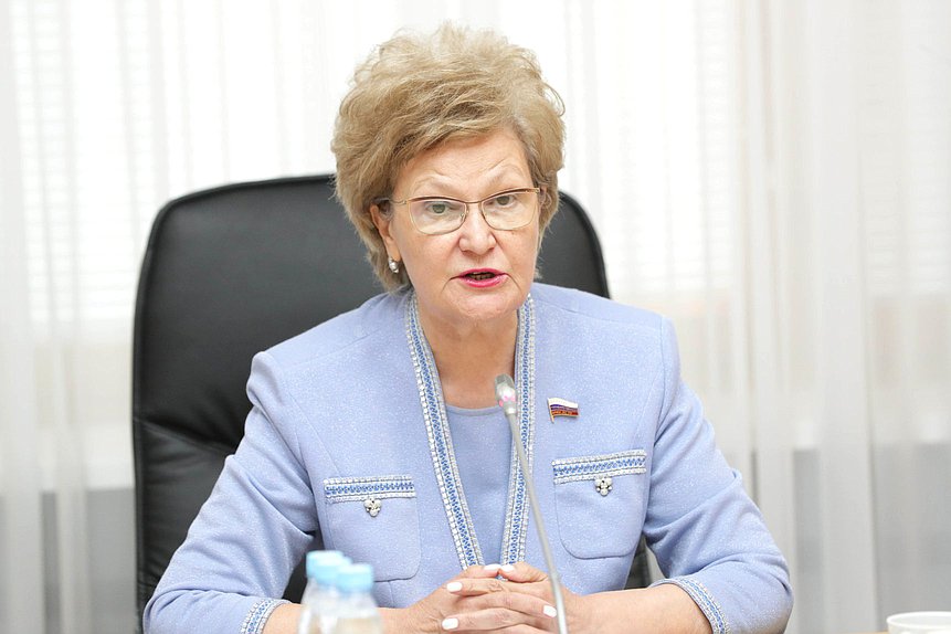 Член Комитета по вопросам семьи, женщин и детей Татьяна Ларионова