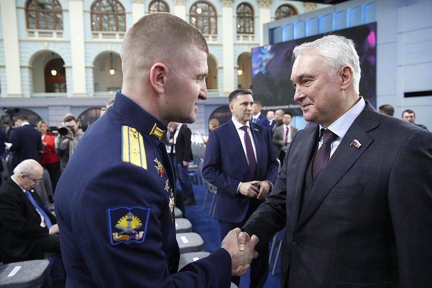 Председатель Комитета по обороне Андрей Картаполов