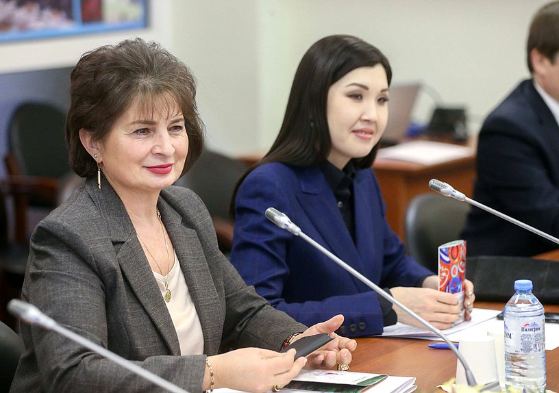 Member of the Committee on Issues of Nationalities Zugura Rakhmatullina and Deputy Chairwoman of the Committee on Informational Policy, Technologies and Communications Marina Mukabenova