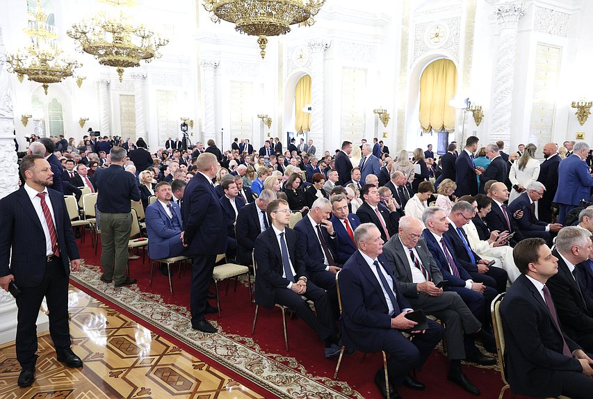 Встреча Президента РФ Владимира Путина с депутатами Государственной Думы VIII созыва