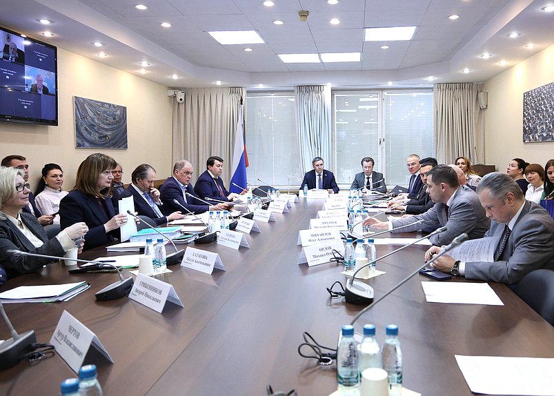 Заседание Комитета по экологии, природным ресурсам и охране окружающей среды