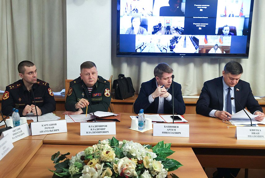 Круглый стол Комитета по просвещению на тему «Порядок подготовки и проведения государственной итоговой аттестации 2026»