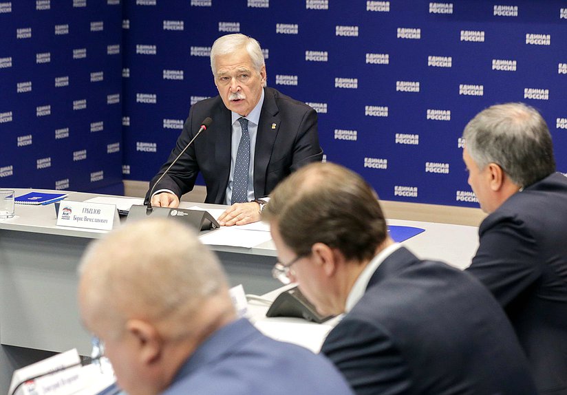 Председатель Высшего совета партии «Единая Россия» Борис Грызлов