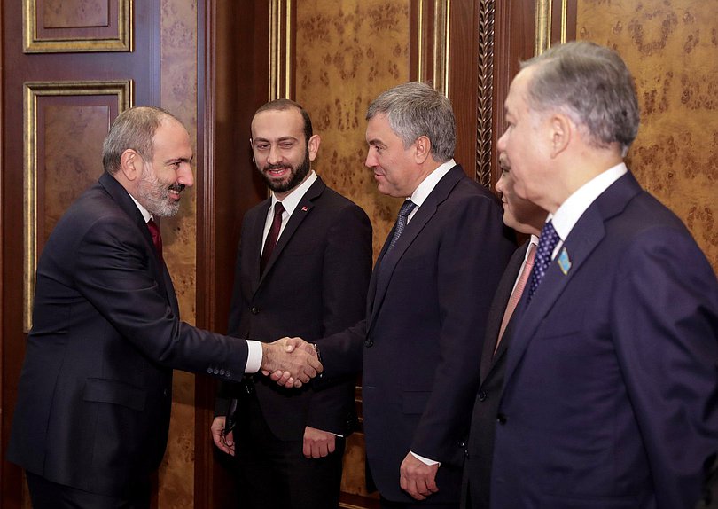 Prime Minister of Armenia Nikol Pashinyan and Chairman of the State Duma Viacheslav Volodin