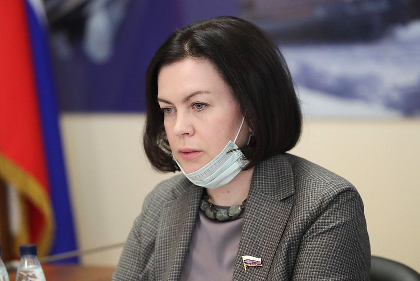 Член Комитета по промышленности и торговле Мария Василькова