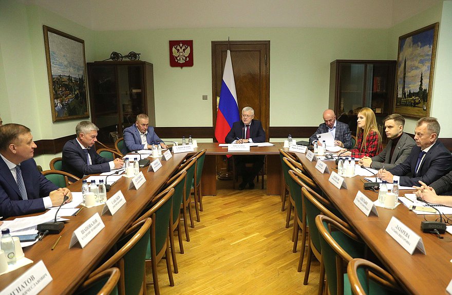 Meeting of the Commission on Investigation into the Facts of Foreign Interference in Russia’s Internal Affairs on the topic ”Threats and risks of foreign interference in the election that will be held on 11 September 2022“