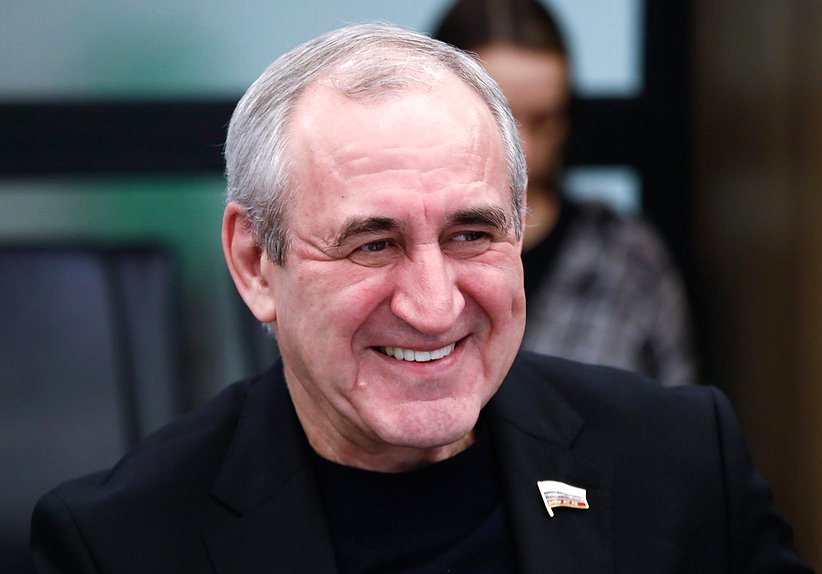 Член Комитета по физической культуре и спорту Сергей Неверов