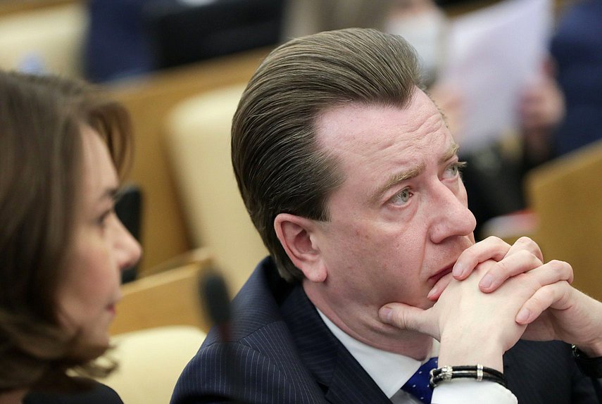 Первый заместитель Председателя Комитета по экологии, природным ресурсам и охране окружающей среды Владимир Бурматов