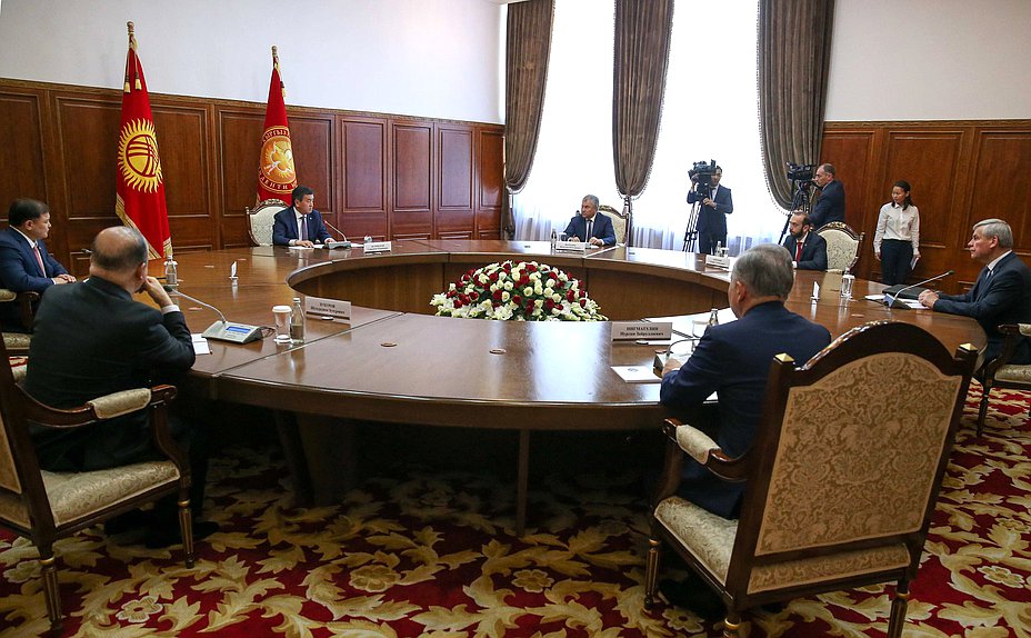 Meeting of President of the Kyrgyz Republic Sooronbay Jeenbekov with the heads of parliaments of the CSTO member states