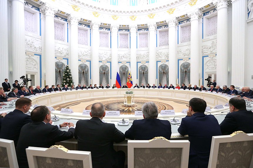 Встреча Президента РФ Владимира Путина с руководством Государственной Думы и Совета Федерации и с лидерами парламентских фракций