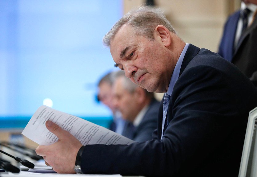 Член Комитета по физической культуре и спорту Владислав Третьяк