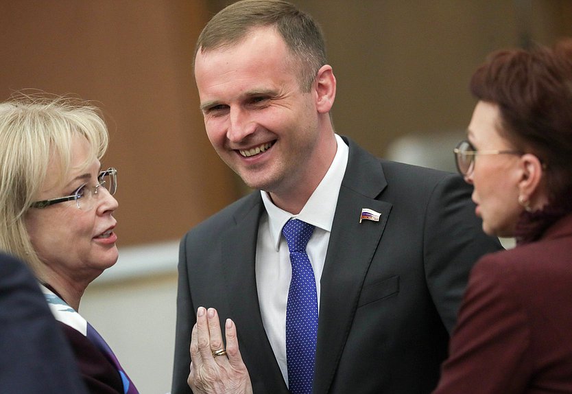 Заместитель Председателя Комитета по охране здоровья Сергей Леонов