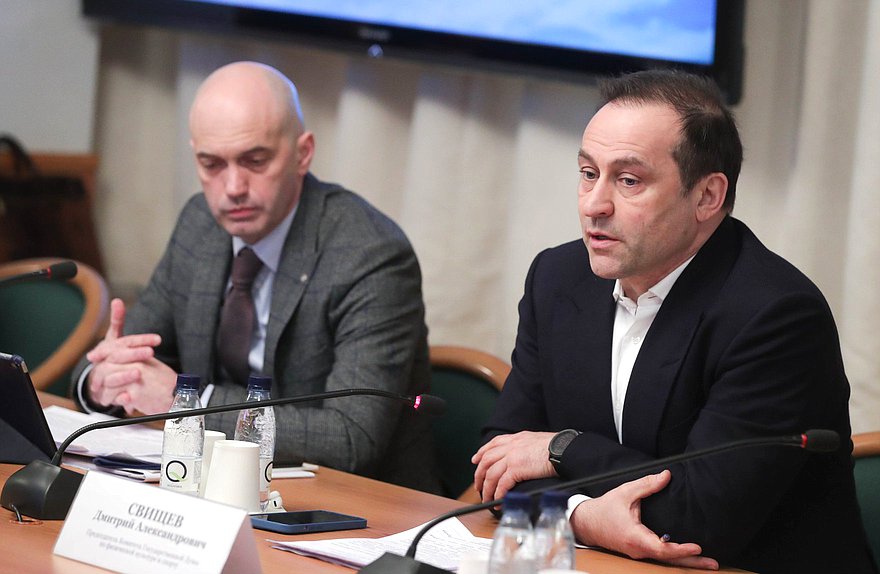 Первый заместитель Министра спорта РФ Азат Кадыров и Председатель Комитета по физической культуре и спорту Дмитрий Свищев