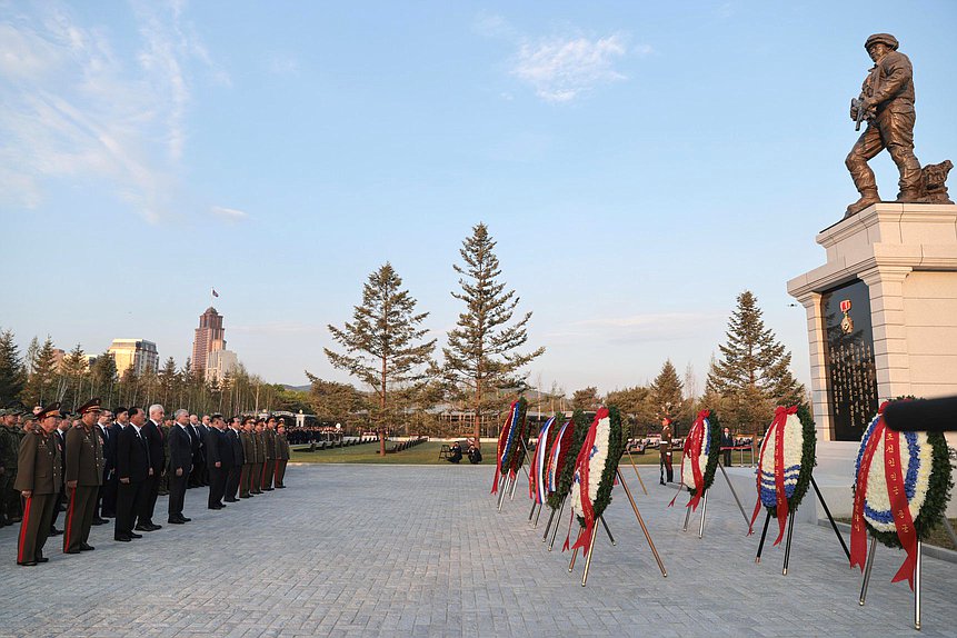 Церемония открытия Мемориального комплекса и Музея боевых подвигов героев зарубежной военной операции