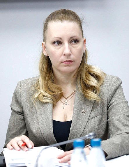 Заместитель Председателя Комитета по защите семьи, вопросам отцовства, материнства и детства Мария Дробот