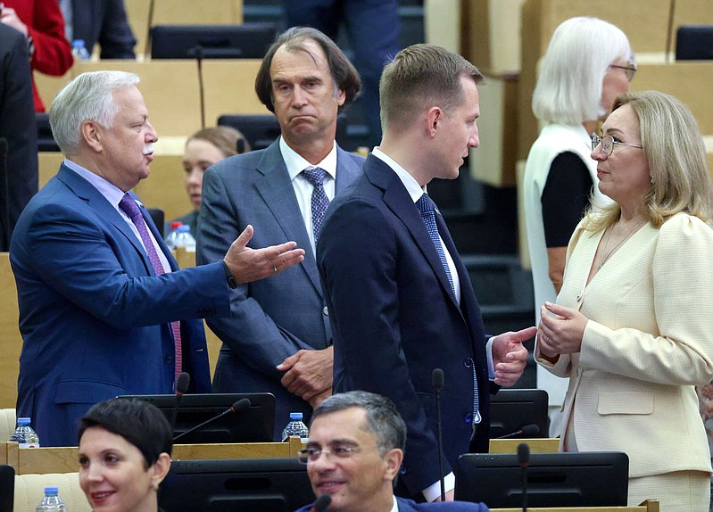 Первое пленарное заседание девятой сессии VIII созыва Государственной Думы (16.09.2025)