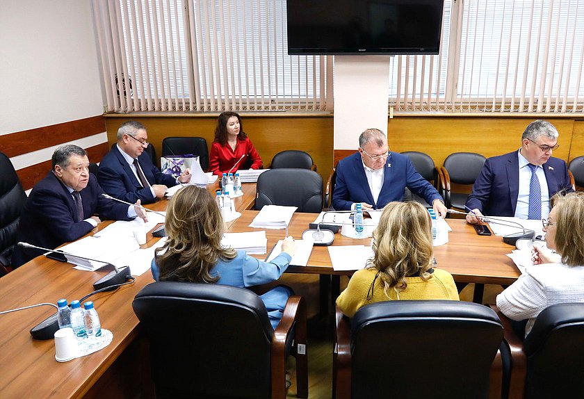 Заседание Комитета по бюджету и налогам